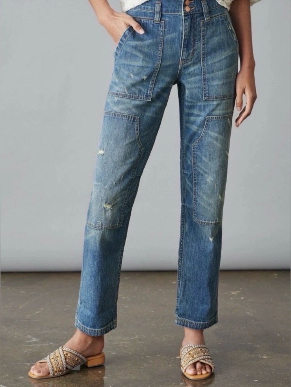 Anthropologie Pilcro The Wanderer Relaxed Carpenter Jeans distressed wash SZ 26